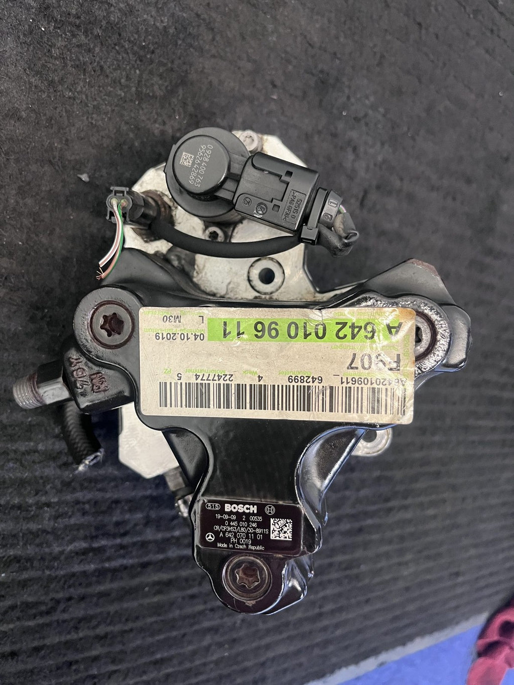 2010-2022 Mercedes-Benz Sprinter OM642 High Pressure Fuel Pump OEM A6420701101 - eBay image 2