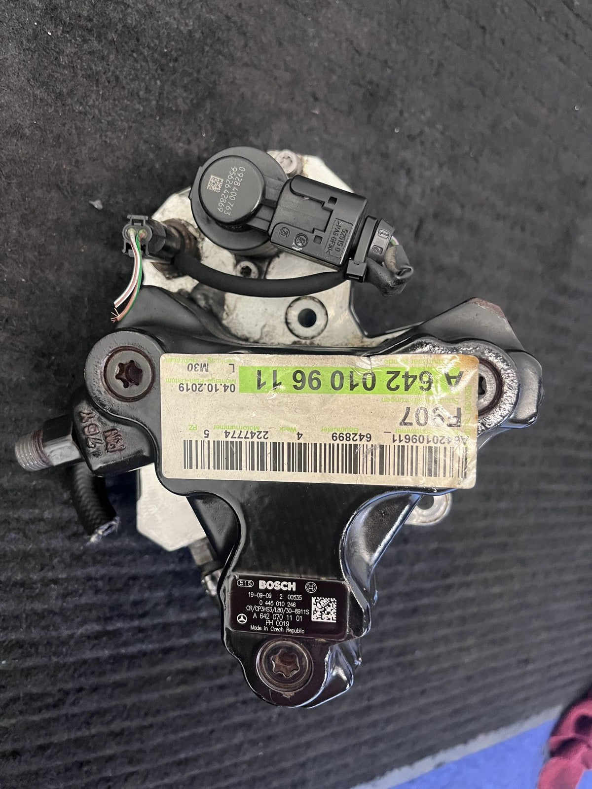 2010-2022 Mercedes-Benz Sprinter OM642 High Pressure Fuel Pump OEM A6420701101 - eBay image 2