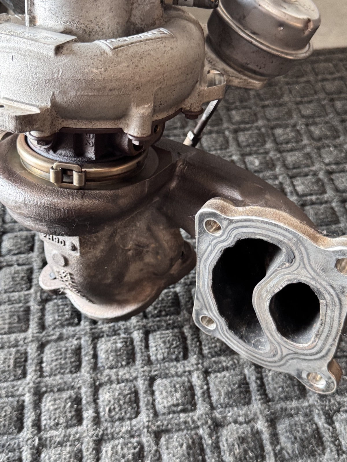 2015-2019 Lincoln MKC Ford Escape 2.0L Turbocharger EJ7E9G438CB EJ7Z6K682B OEM - eBay image 4