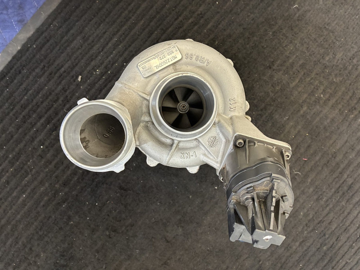 2018-2025 BMW M5 M8 X5M X6M 4.4L Rh Turbocharger OEM 11657852372 - eBay image 4