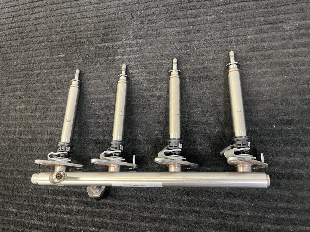 2016-2021 Mercedes-Benz C63 AMG Fuel Rail 4 Injectors OEM A2740704800 - eBay image 3