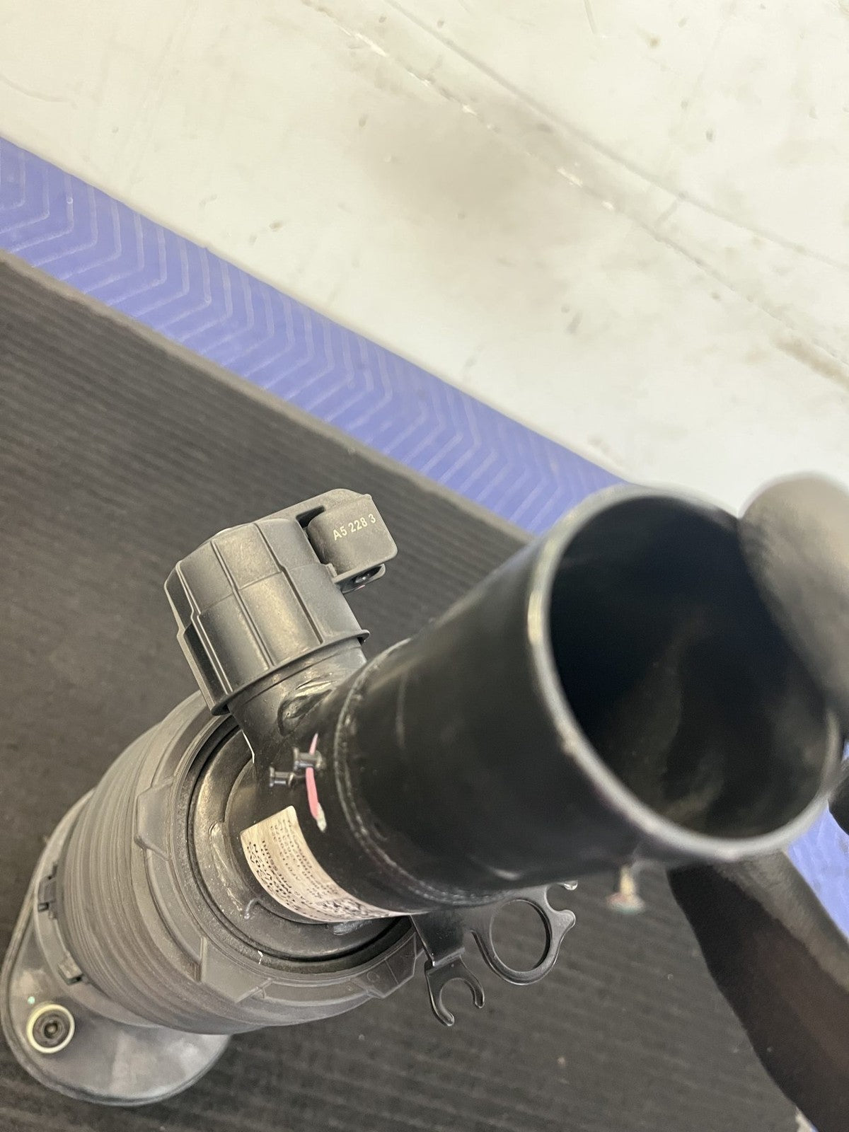 2024-2025 BMW X5 50e G05 Lci Front Left Air Strut OEM 37105A40B51 - eBay image 15