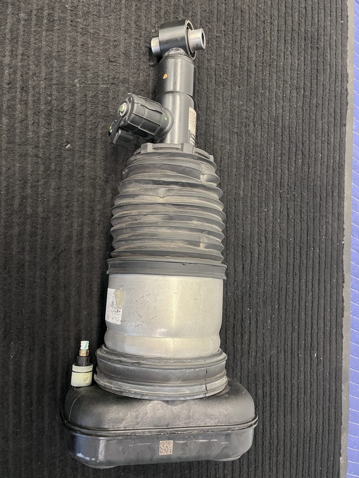 2024-2025 BMW X5 50e G05 Lci Rear Right Air Strut OEM 37105A40B54 - eBay image 6