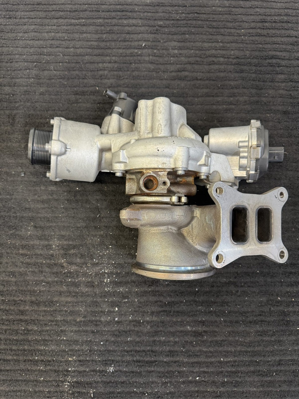 2022-2024 Audi Q5 2.0L Turbocharger OEM 06N145722A - eBay image 4