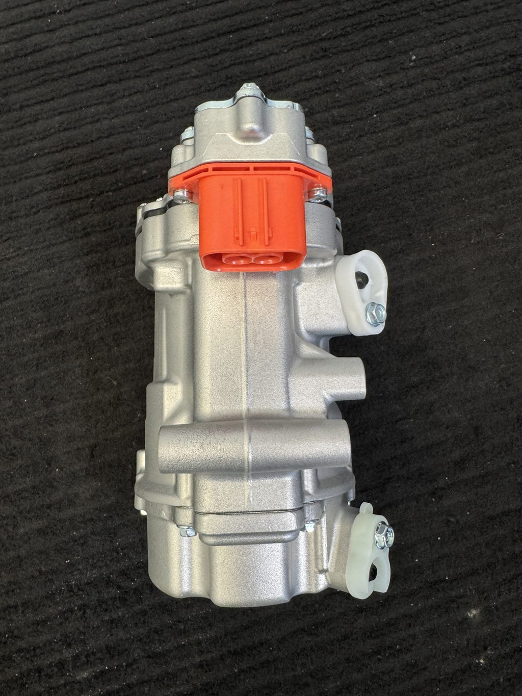 2018-2019 Nissan Leaf ZE1 Heat Pump Electric Ac Compressor OEM 926005SA1A - eBay image 5