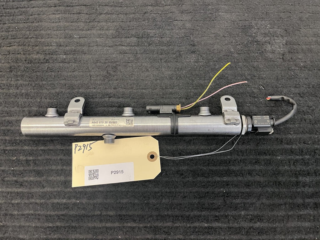 2010-2022 Mercedes-Benz Sprinter OM642 Right Fuel Rail OEM A6420703095 - eBay image 1