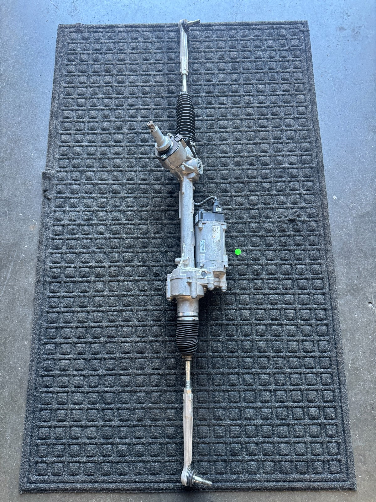 2012-2019 Porsche 911 Carrera 991 Steering Gear Rack Pinion OEM 99134700567 - eBay image 1