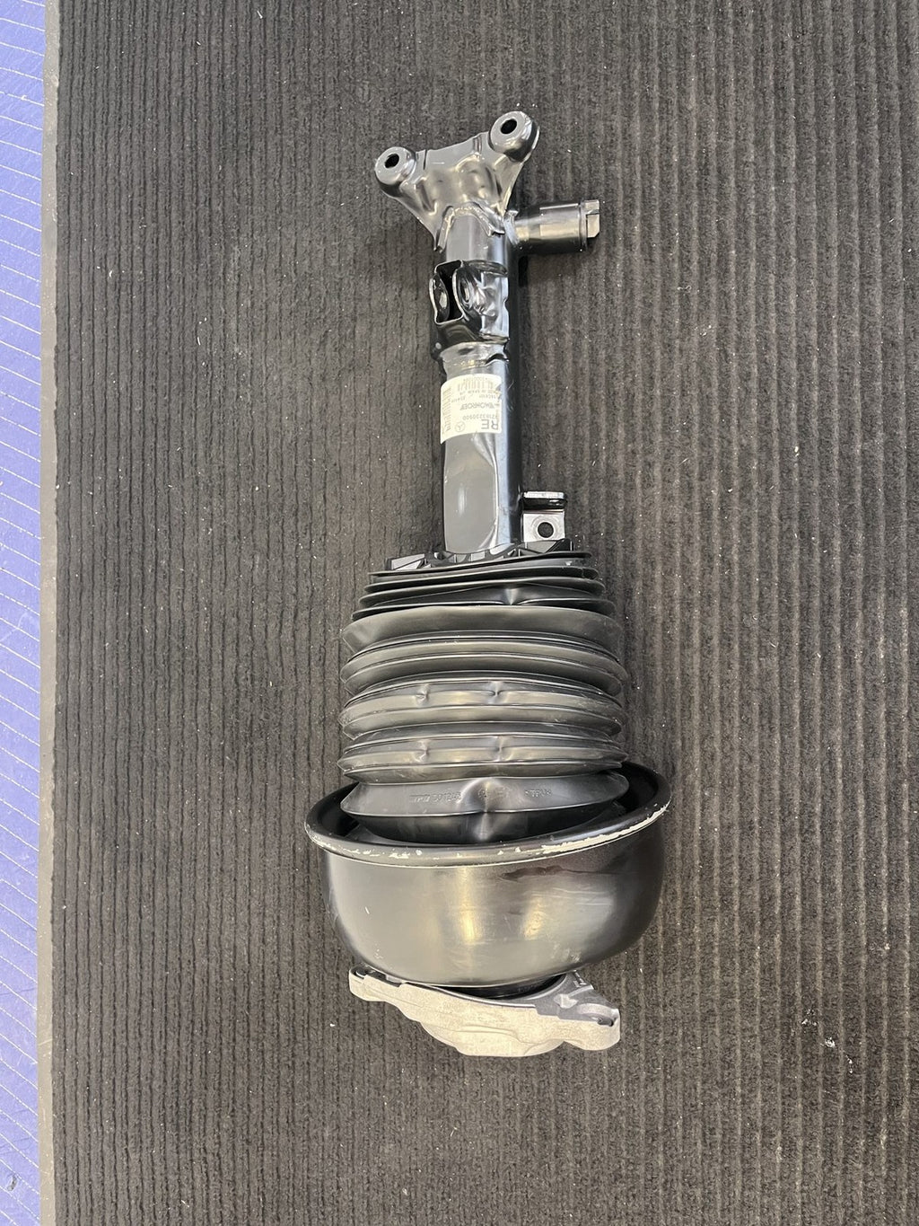 2012-2018 Mercedes-Benz Cls W218 Front Right Airmatic Air Strut OEM A2183206613 - eBay image 4