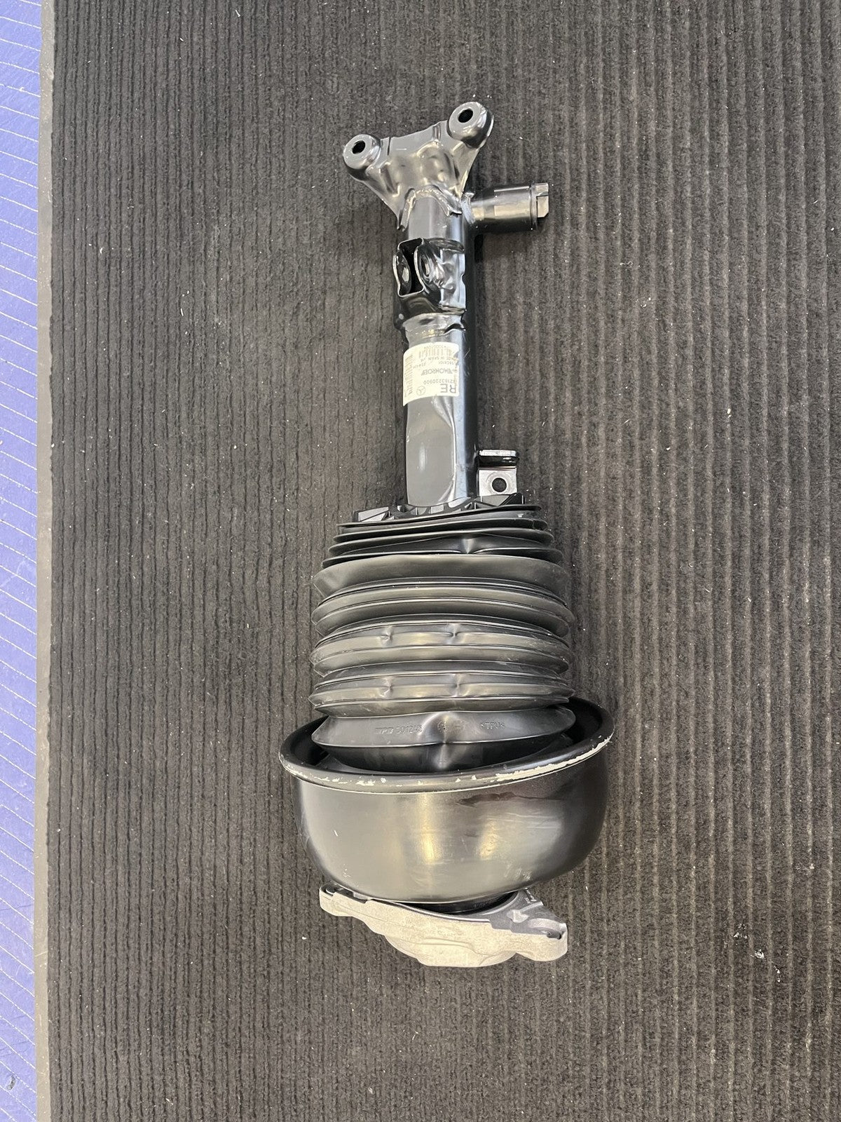 2012-2018 Mercedes-Benz Cls W218 Front Right Airmatic Air Strut OEM A2183206613 - eBay image 4