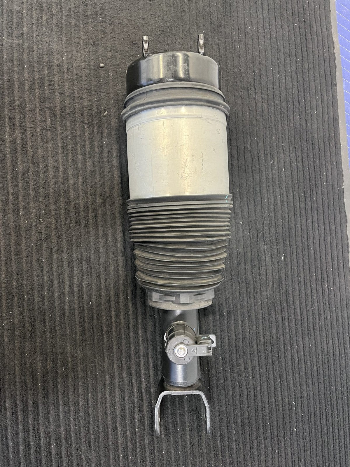 2022-2025 Jeep Wagoneer Grand Wagoneer Front Left Air Strut OEM 68409687AE - eBay image 6