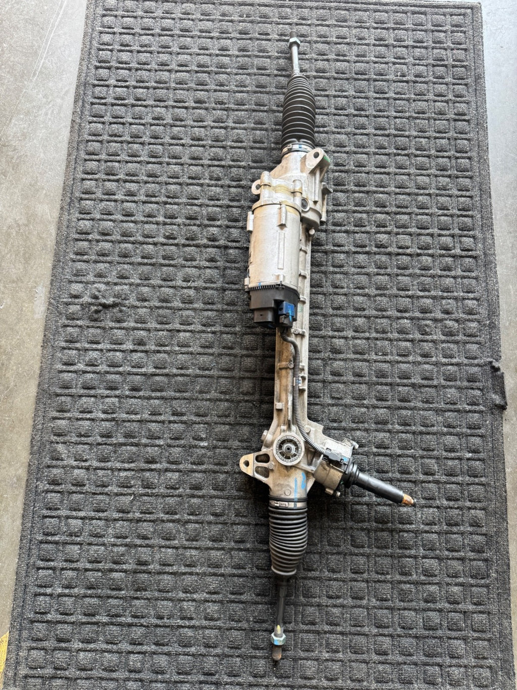 2012-2019 Mercedes ML550 GL450 W166 X166 Power Steering Rack OEM A1664606000 - eBay image 1