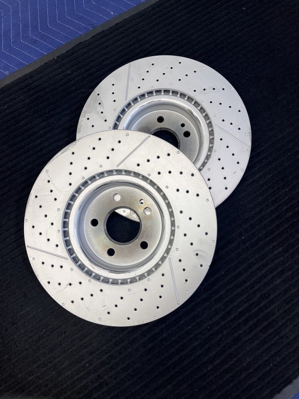 2014-2019 Mercedes-Benz CLA45 GLA45 AMG Front Brake Rotors Pair OEM A1764210212 - eBay image 3