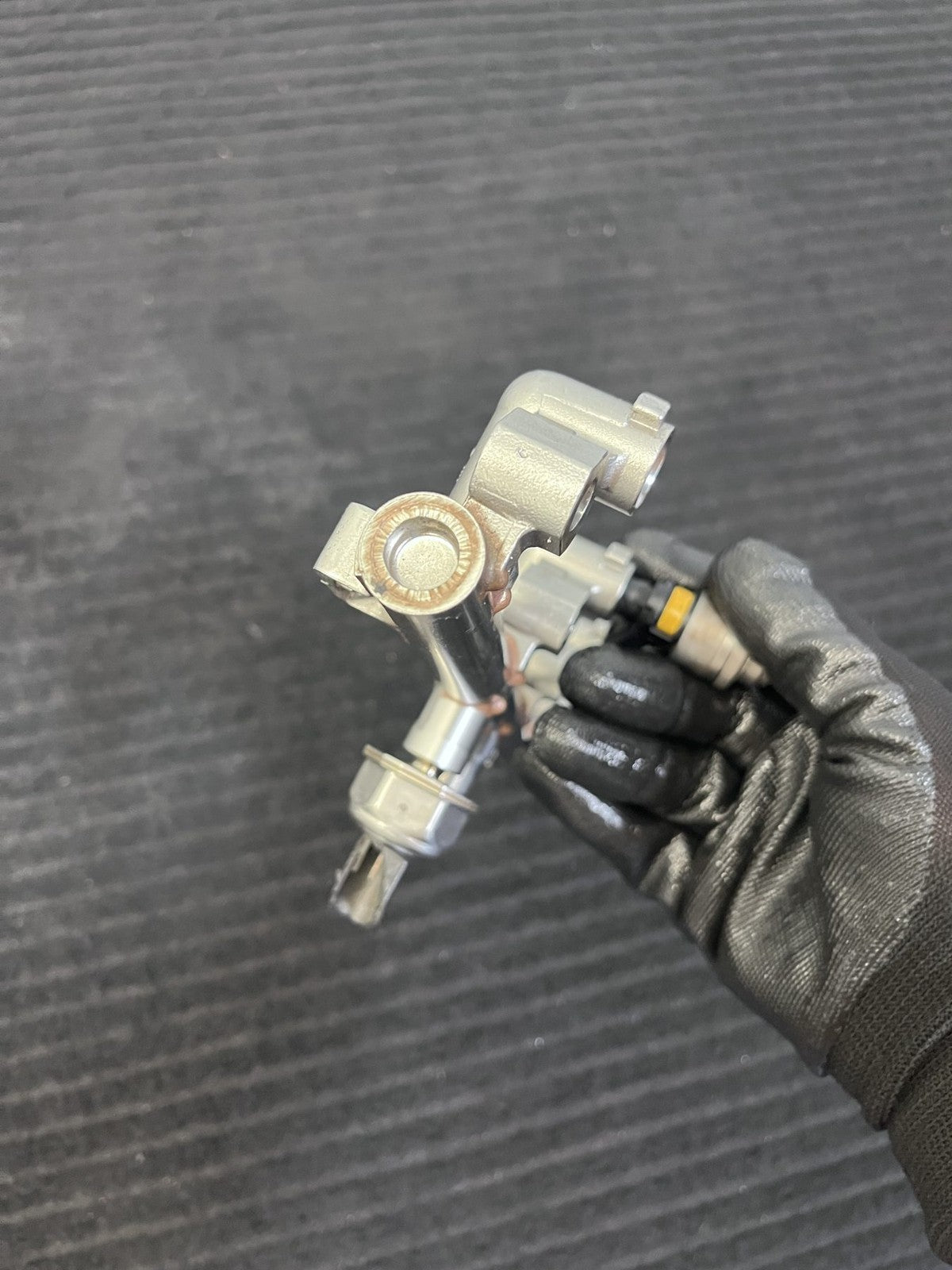 2012-15 Mercedes-Benz C250 SLK250 Fuel Rail 2 Injectors Damaged OEM A2710705495 - eBay image 4