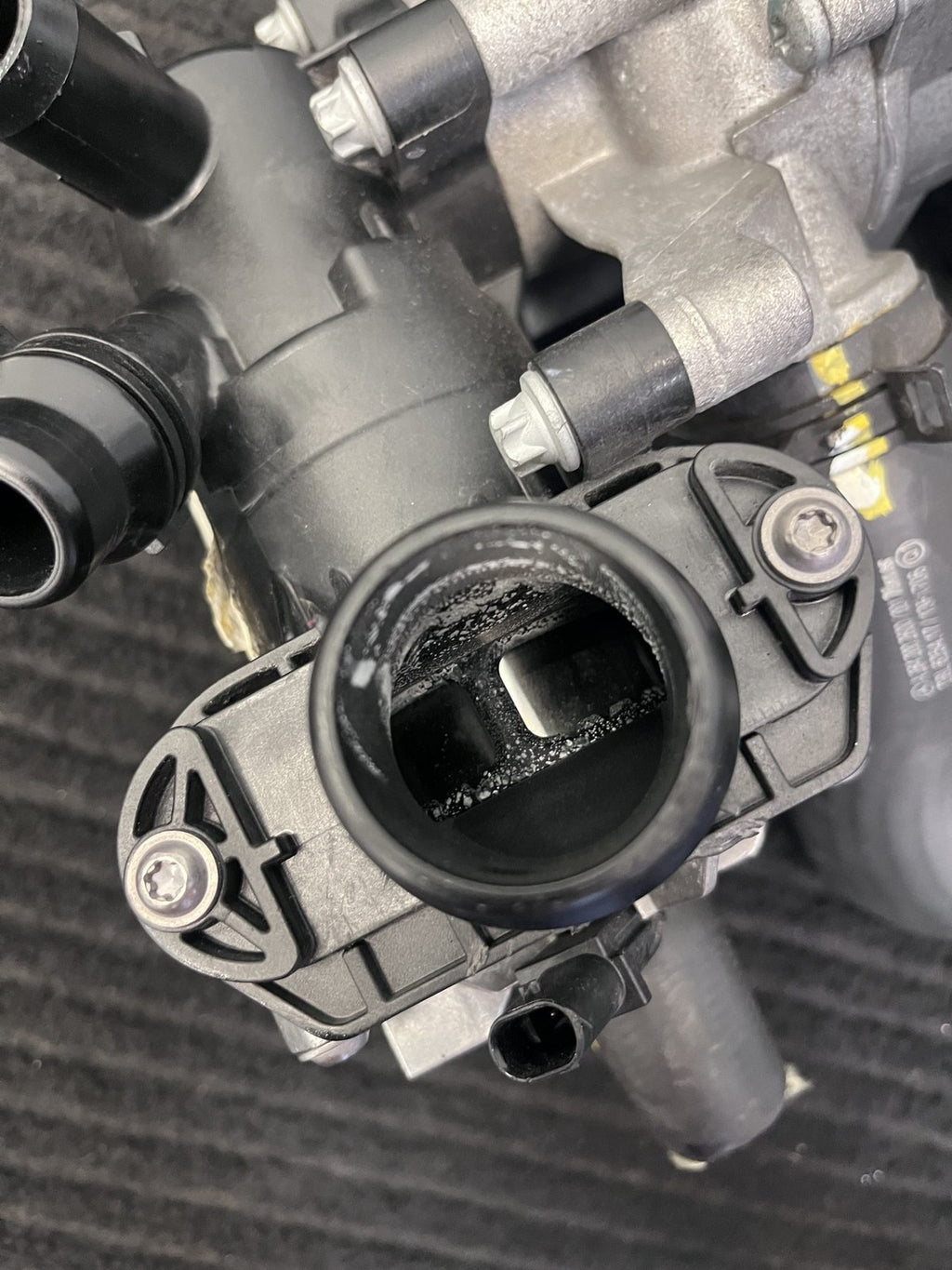2019-2023 Mercedes-Benz C300 E350 GLC300 Water Pump Thermostat OEM A2642000100 - eBay image 16