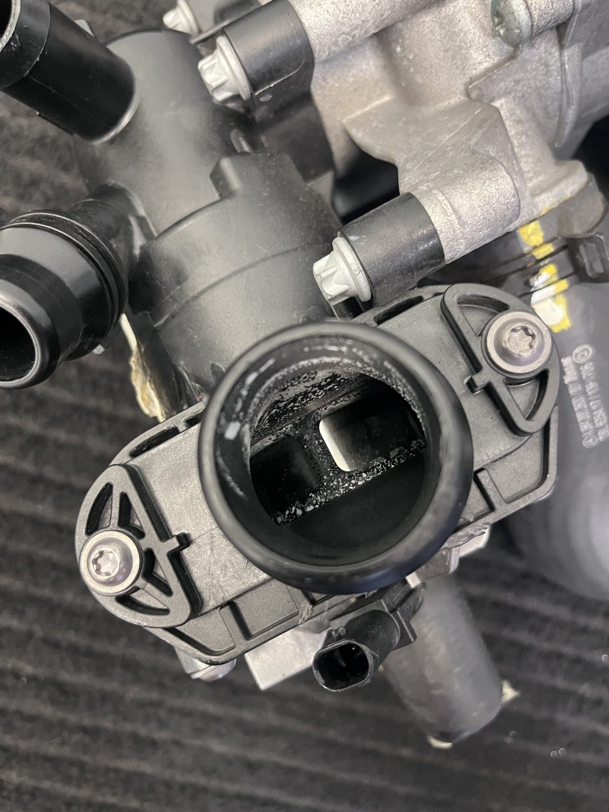 2019-2023 Mercedes-Benz C300 E350 GLC300 Water Pump Thermostat OEM A2642000100 - eBay image 16