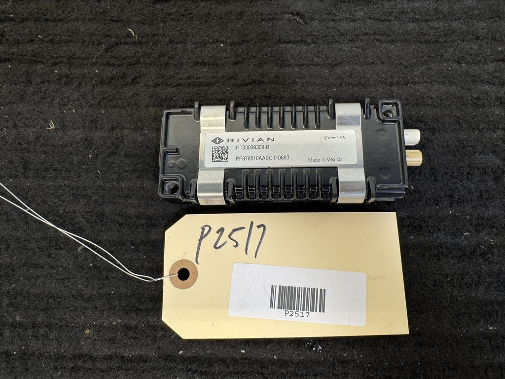2022-2024 Rivian R1T R1S Dash Antenna Amplifier Module OEM PT00039309-B - eBay image 1