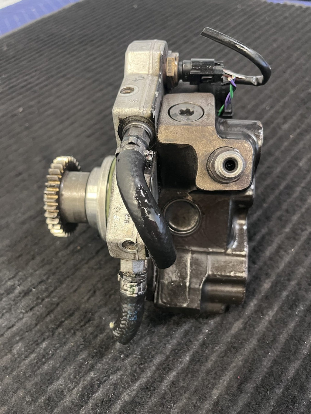 2010-2018 Mercedes-Benz Sprinter OM642 High Pressure Fuel Pump OEM A6420701101 - eBay image 14