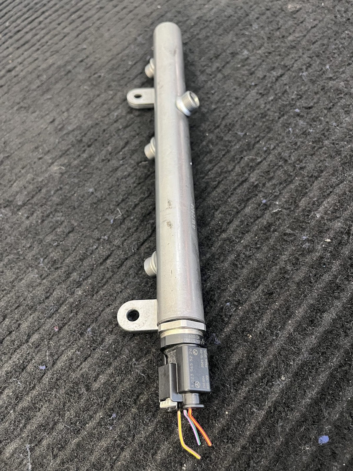 2010-2022 Mercedes-Benz Sprinter OM642 Right Fuel Rail OEM A6420703095 - eBay image 4