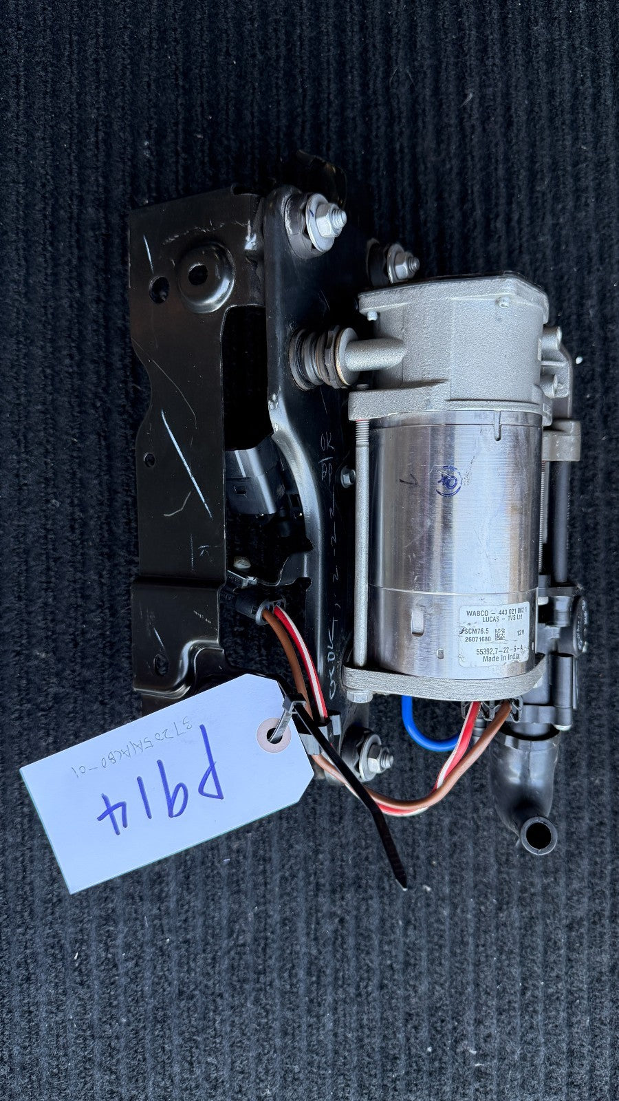 Rolls-Royce Air Suspension Compressor Pump OEM 37205A1ACB0-01 WABCO - eBay image 1