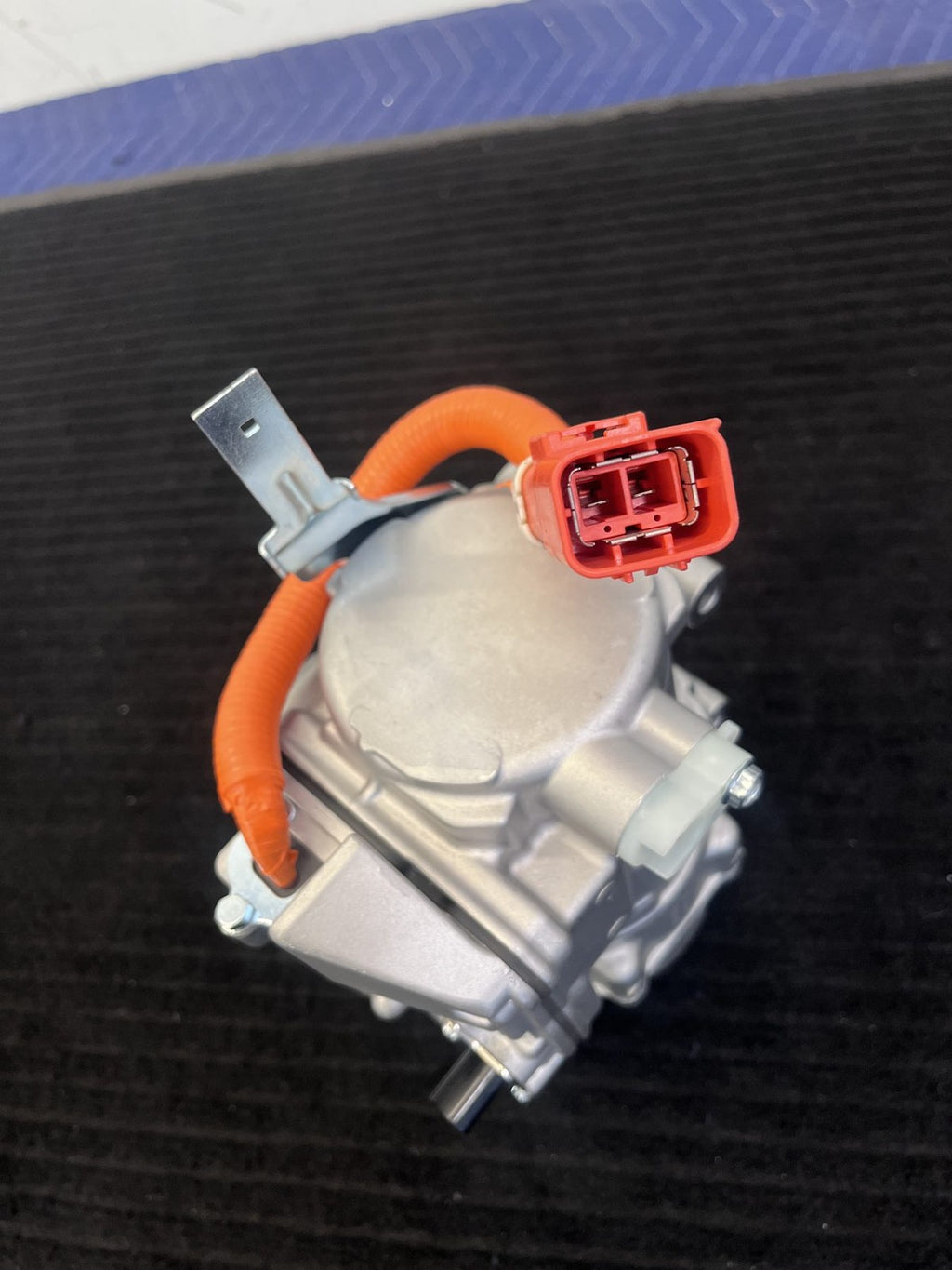 2011-2017 Lexus CT200h 2012-2017 Toyota Prius V Ac Compressor Reman 88370-76010 - eBay image 6