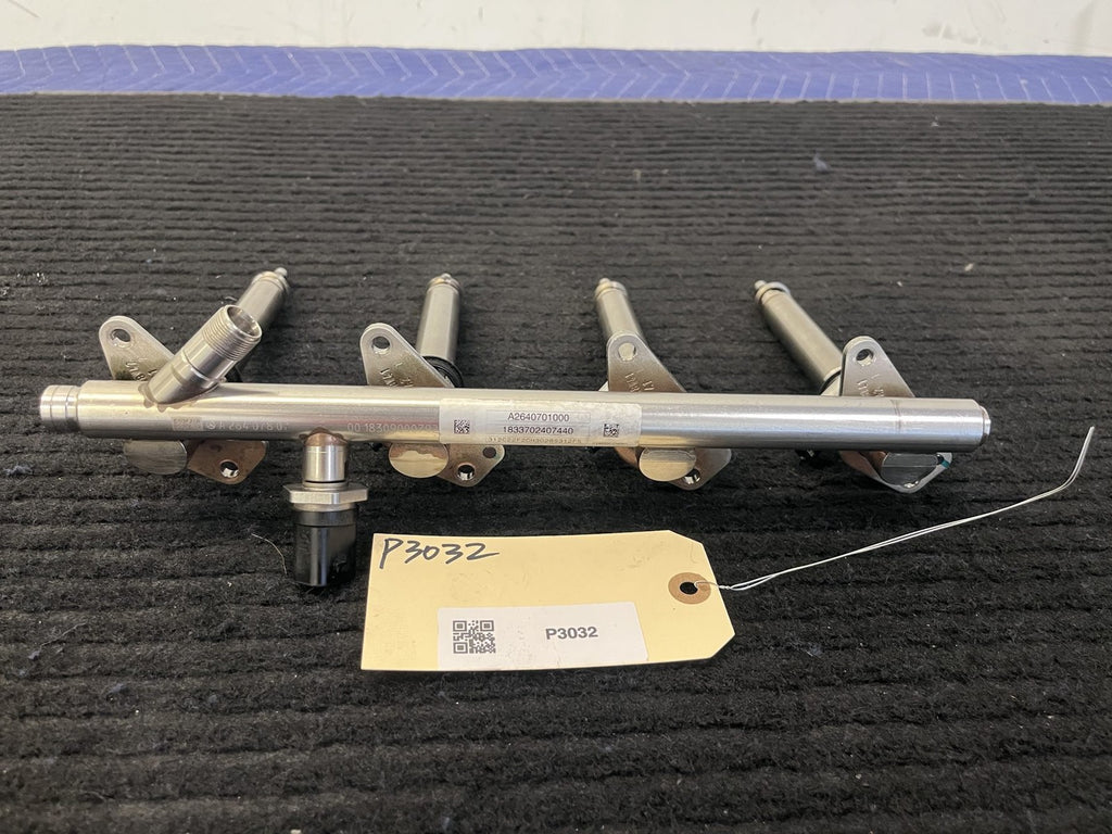 2019-2023 Mercedes-Benz C300 GLC300 E350 Fuel Rail 4 Injectors OEM A2640701000 - eBay image 1