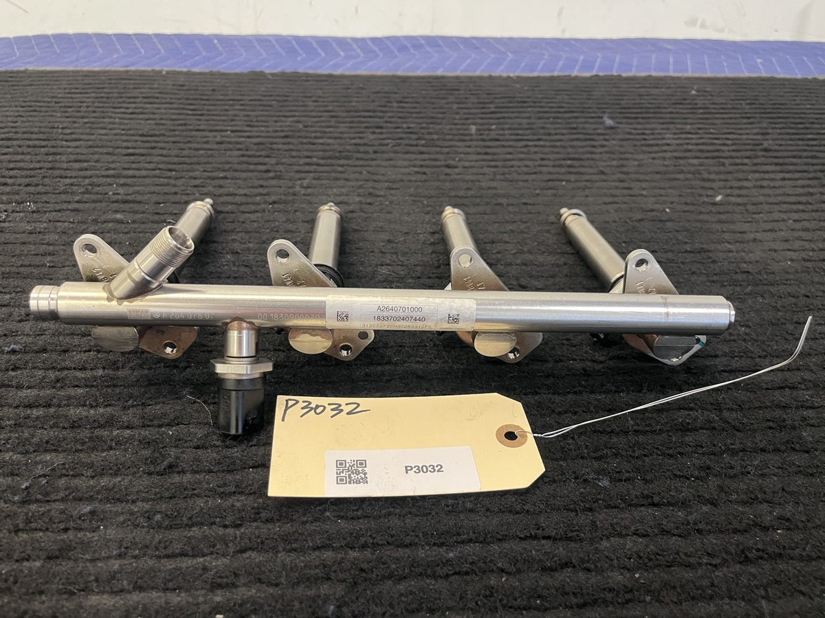 2019-2023 Mercedes-Benz C300 GLC300 E350 Fuel Rail 4 Injectors OEM A2640701000 - eBay image 1