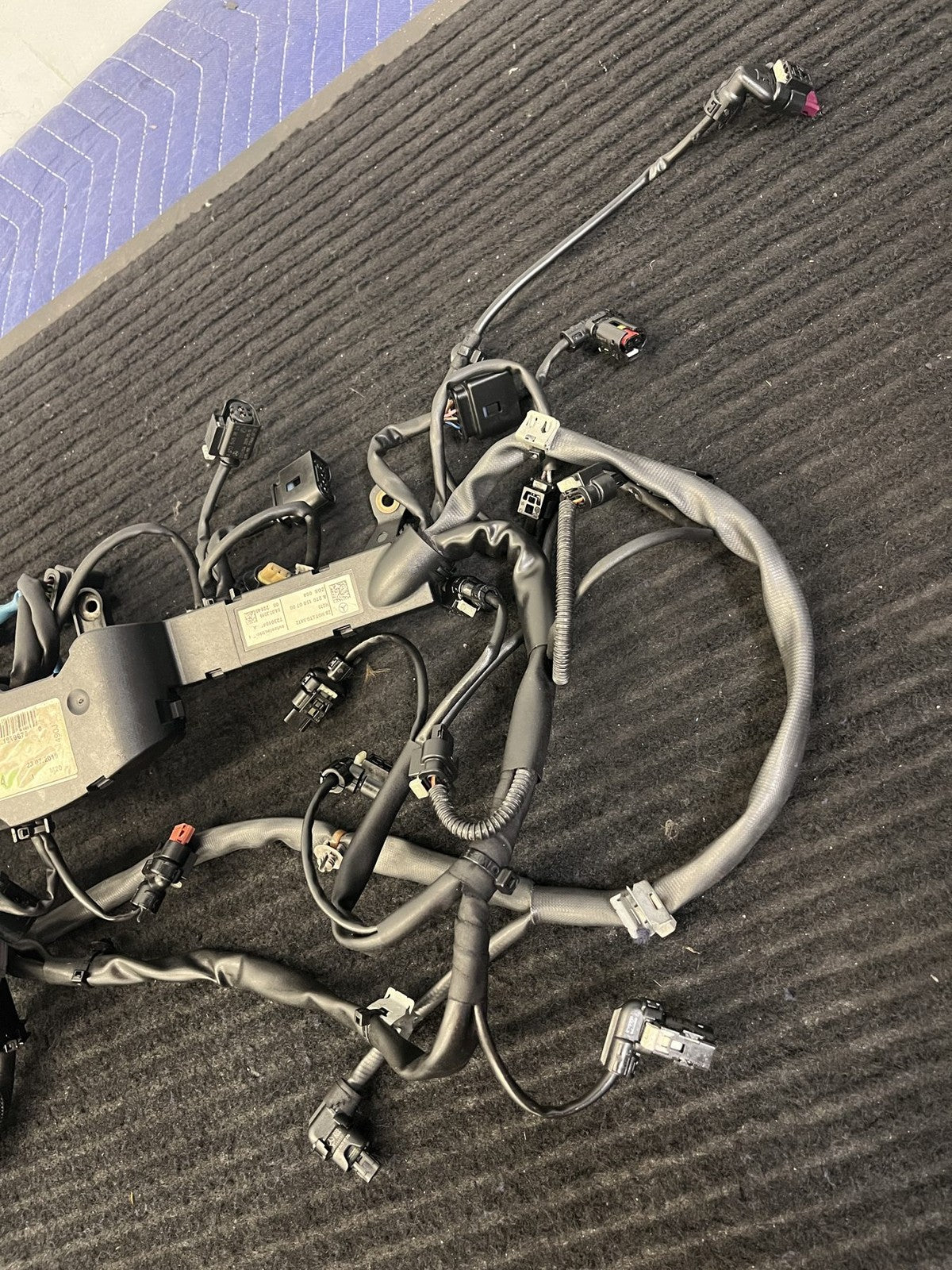 2015-2020 Mercedes-Benz GLA250 CLA250 Engine Wiring Harness OEM A2701500700 - eBay image 5