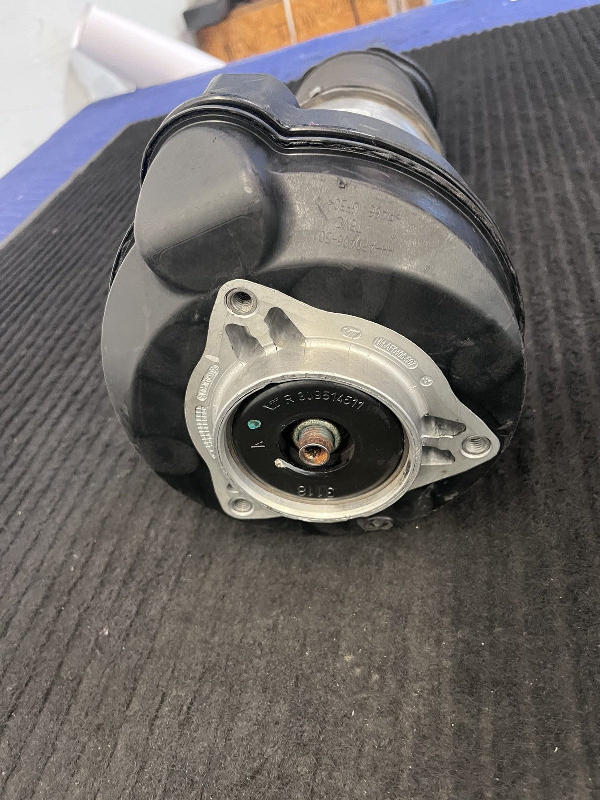 2019-2025 Porsche Cayenne E3 Front Left Air Suspension Strut OEM 9Y0616039B - eBay image 4