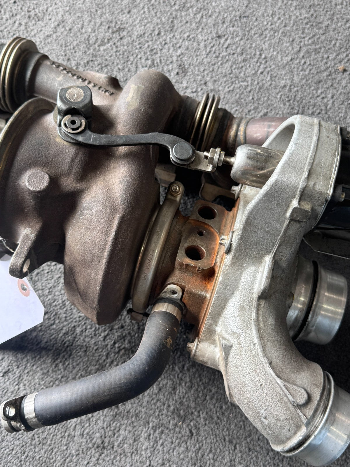 2017-2021 BMW 228i 230i M240i Turbocharger with Exhaust Manifold OEM 7643147 - eBay image 9