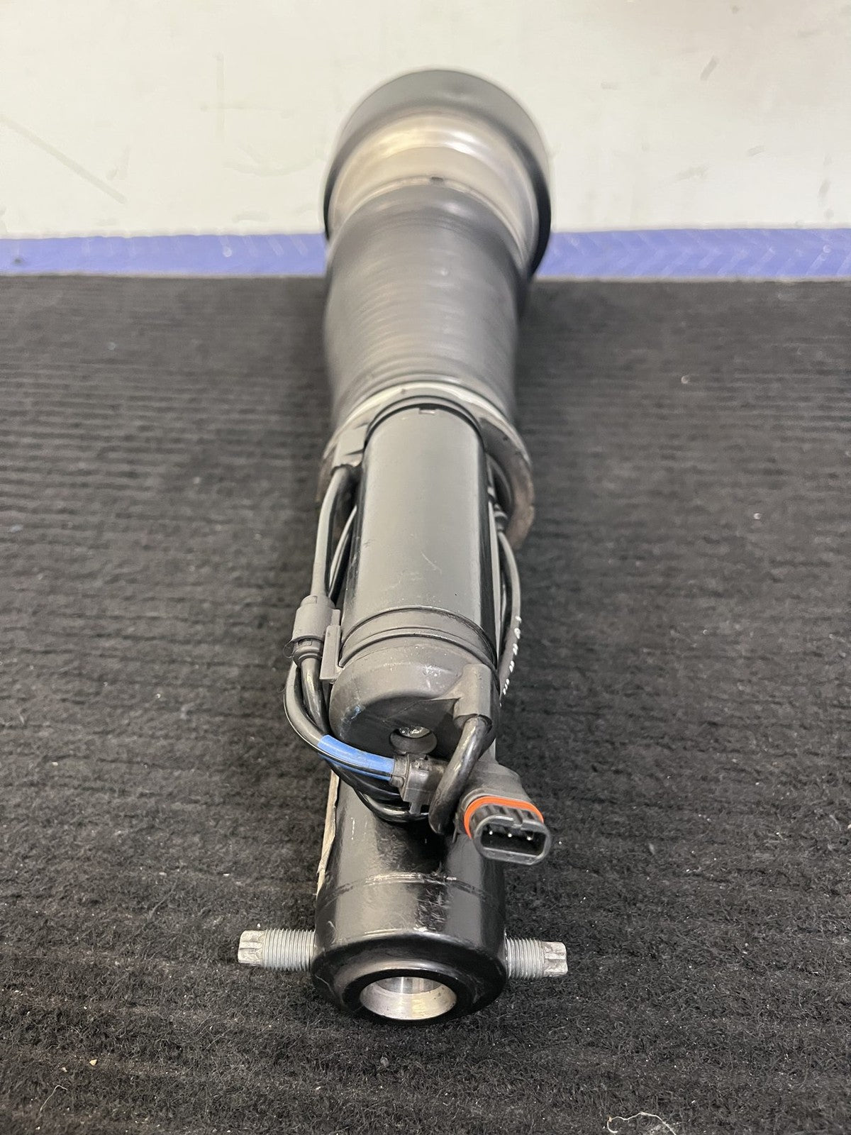 2007-2013 Mercedes-Benz S-Class W221 Front Air Suspension Strut OEM A2213209313 - eBay image 6