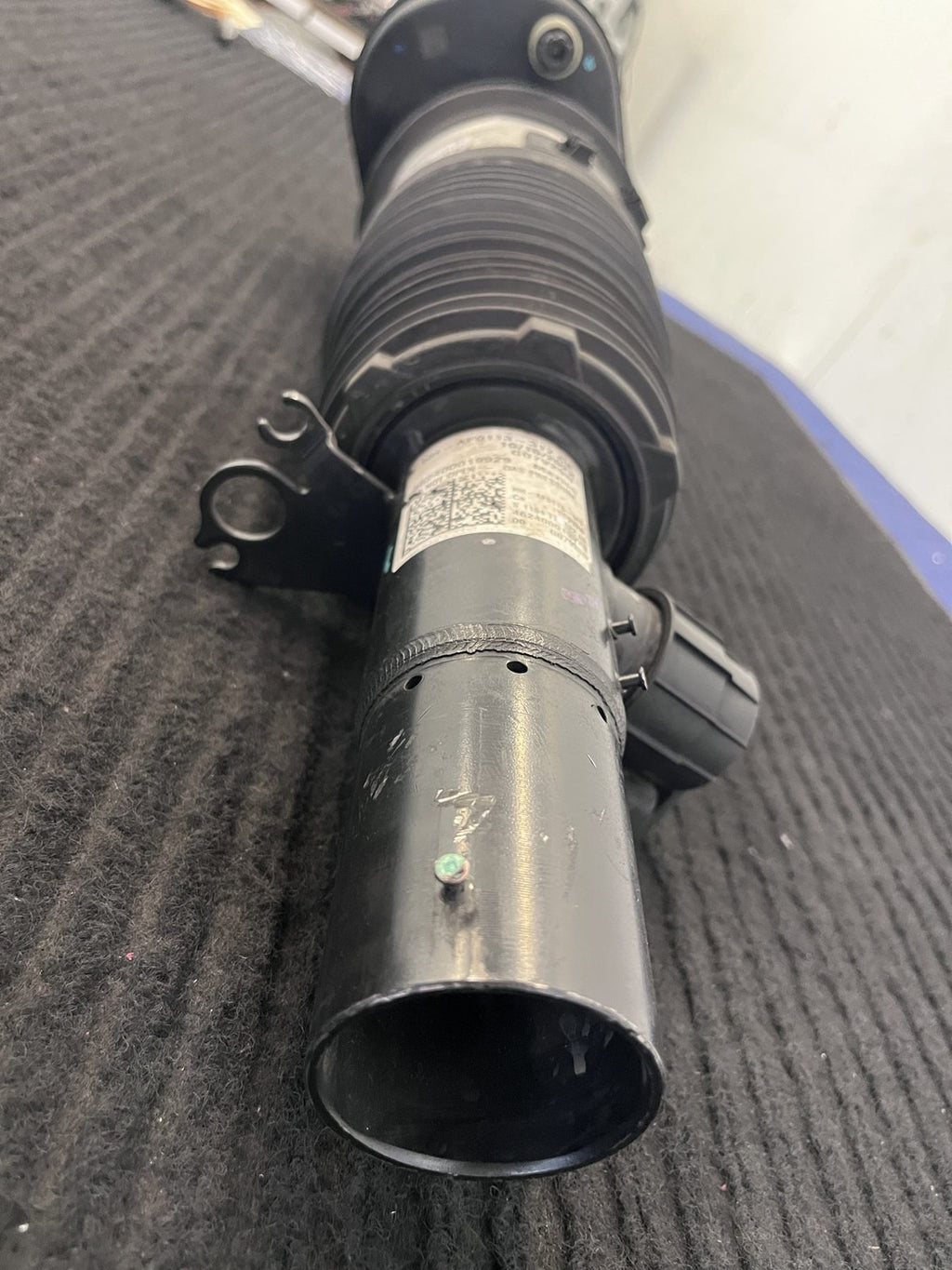 2019-2025 BMW X7 G07 Front Left Air Suspension Strut OEM 37106869035 - eBay image 6
