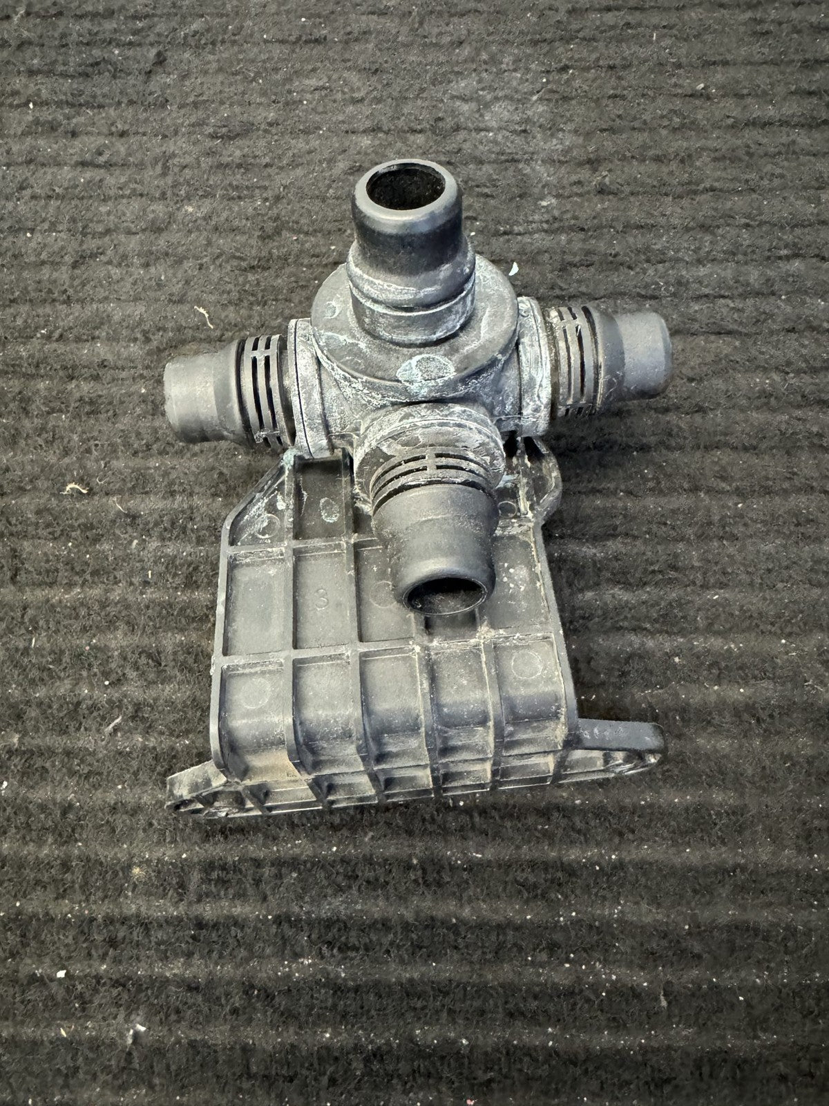 2025-2026 Rivian R1S R1T Heater Coolant Control Valve OEM C100446525-D - eBay image 3