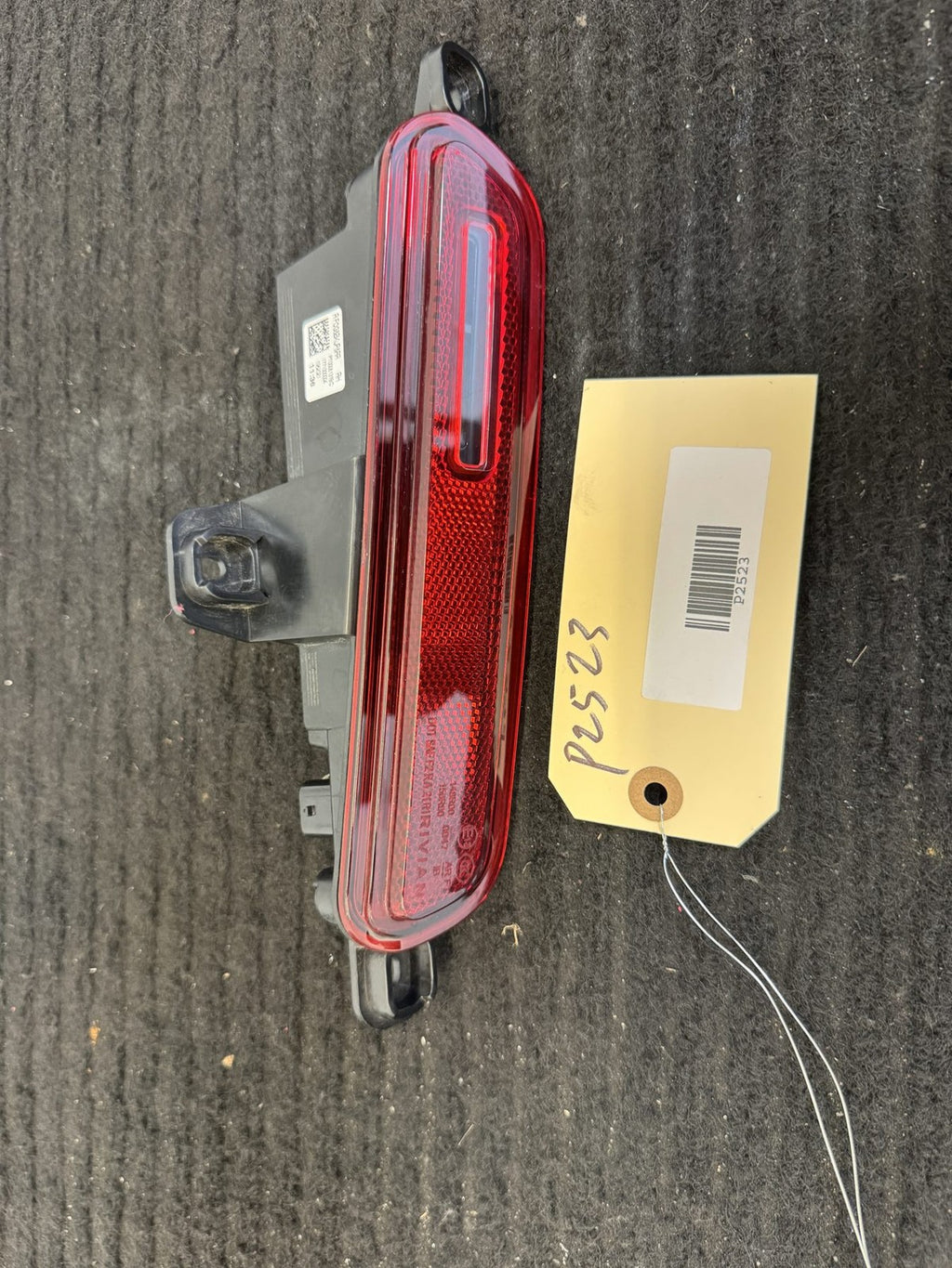 2022-2023 Rivian R1S Rear Right Reverse Fog Backup Lamp OEM PT00051378-C - eBay image 2
