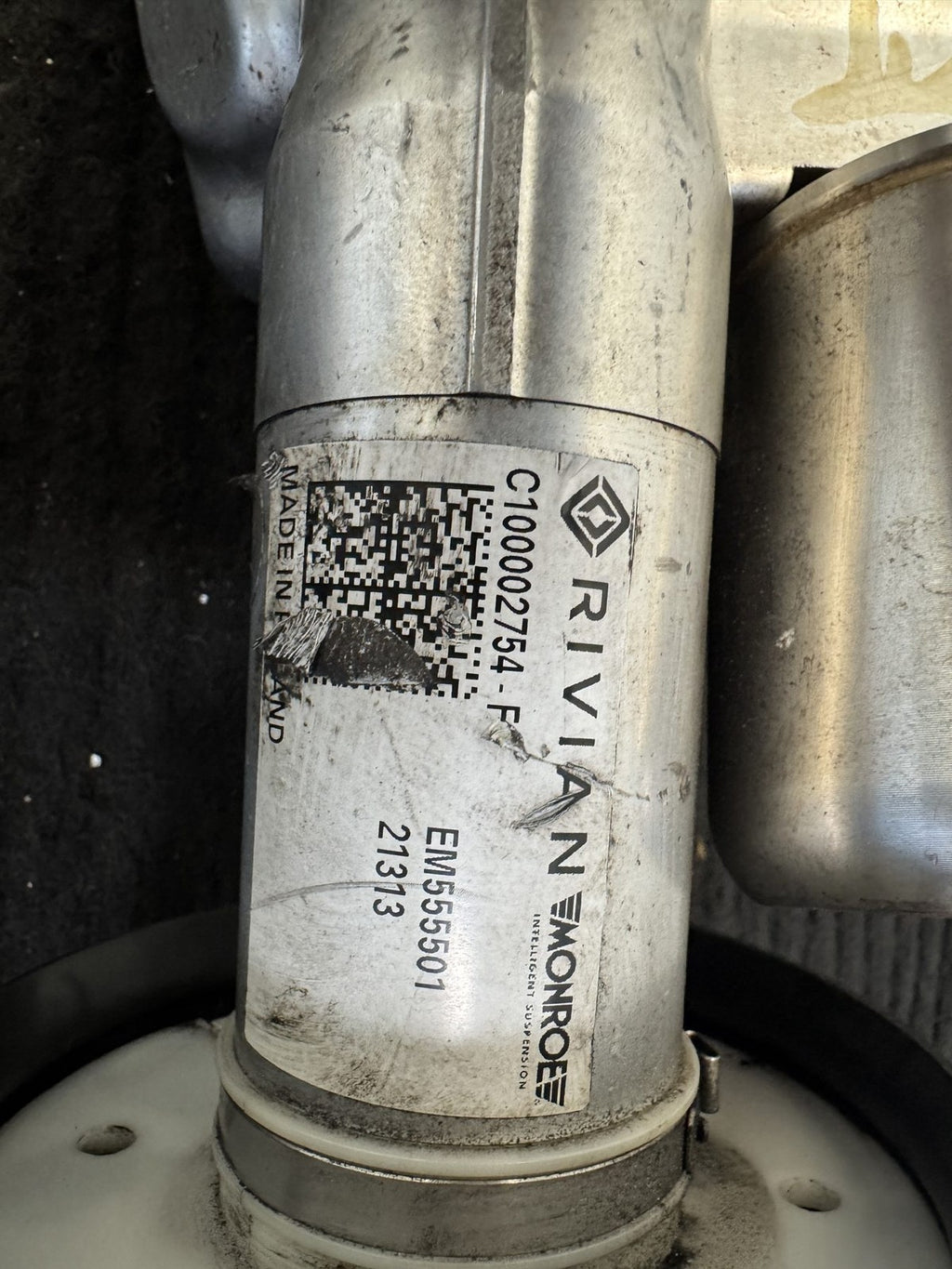 2022-2024 Rivian R1T Front Left Air Suspension Strut OEM C100002751-G - eBay image 3