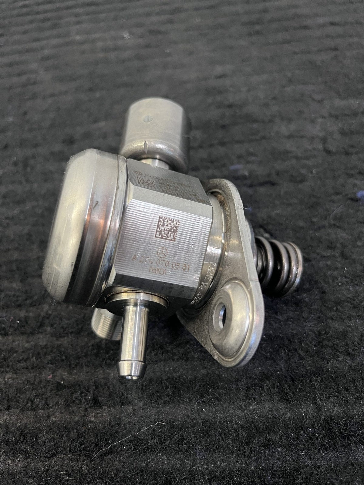 2015-2019 Mercedes-Benz C300 GLC300 E300 High Pressure Fuel Pump OEM A2740700501 - eBay image 2