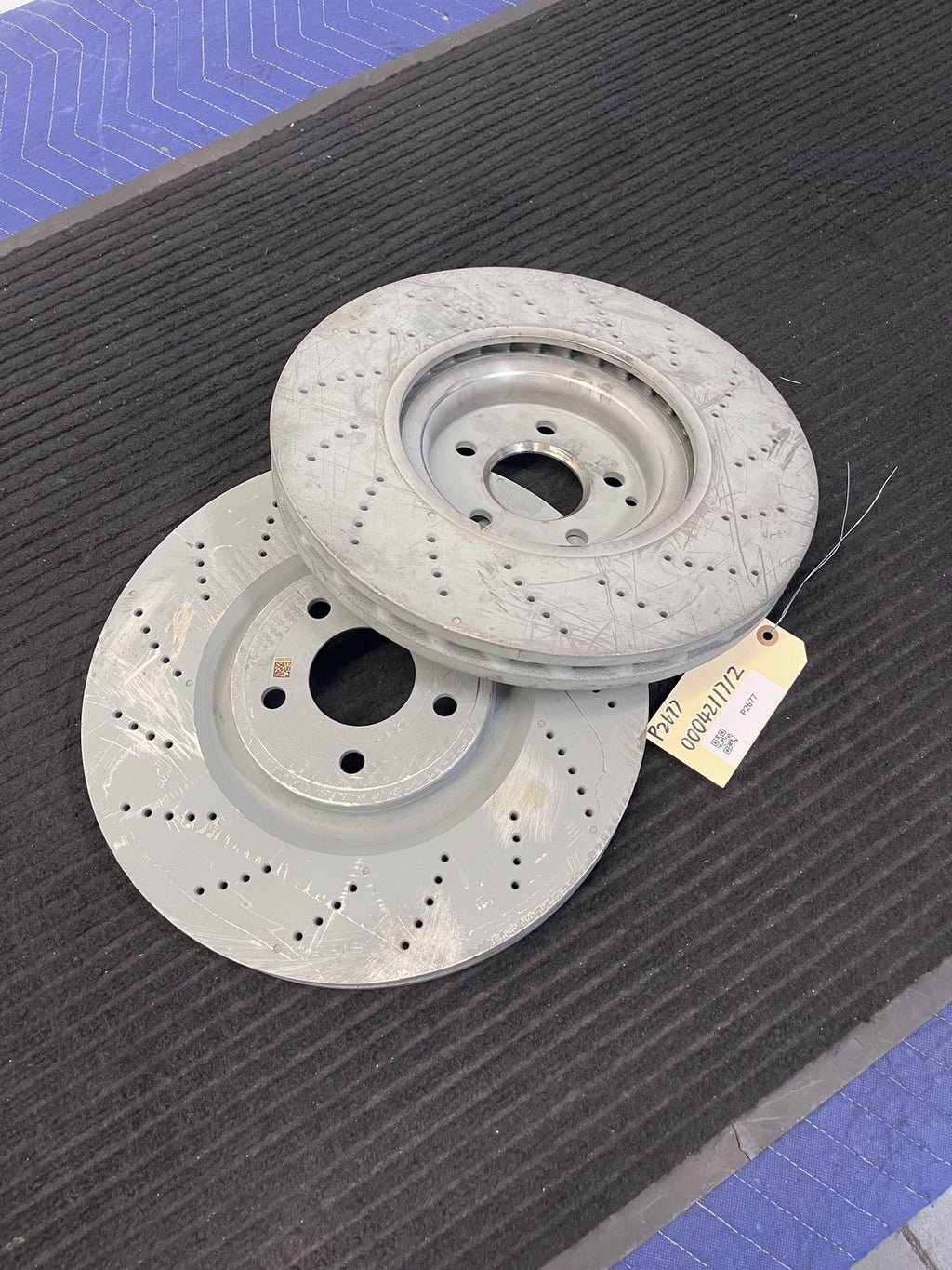 2012-2018 Mercedes-Benz CLS550 C218 Front Drilled Brake Rotors Pair OEM A0004211712 - eBay image 1