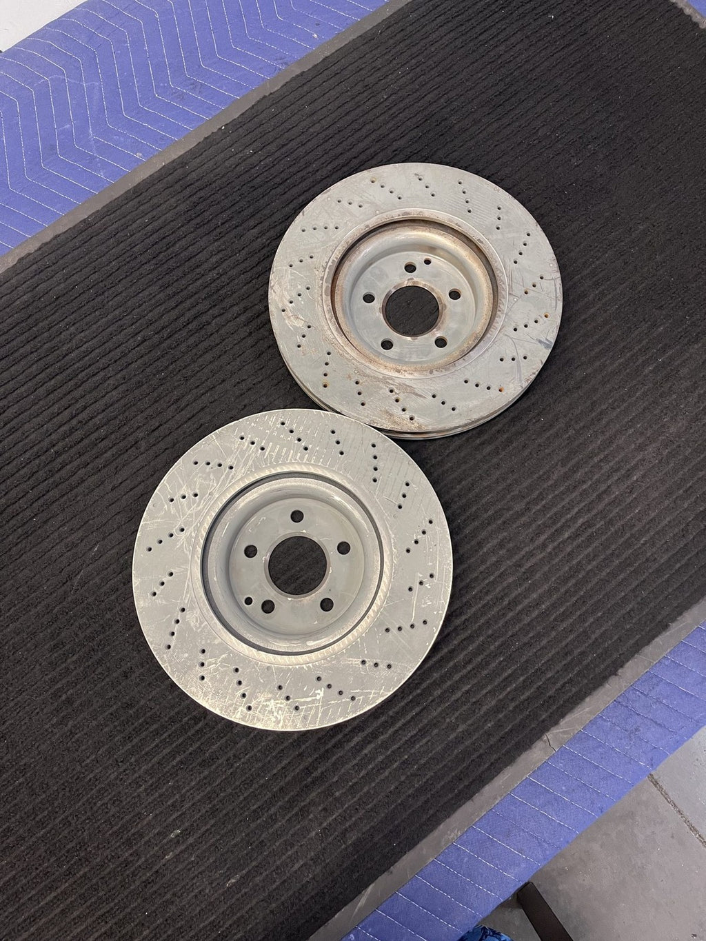 2015-2017 Mercedes-Benz CLS400 Front Drilled Brake Rotors Pair OEM A218421041207 - eBay image 5
