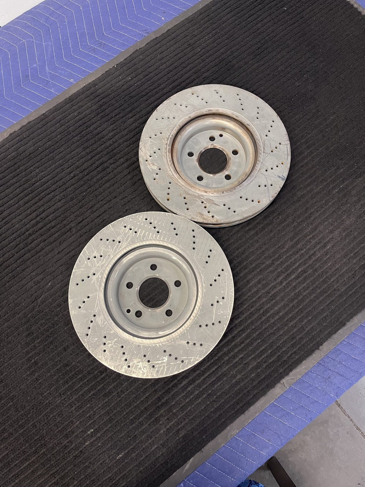 2015-2017 Mercedes-Benz CLS400 Front Drilled Brake Rotors Pair OEM A218421041207 - eBay image 5