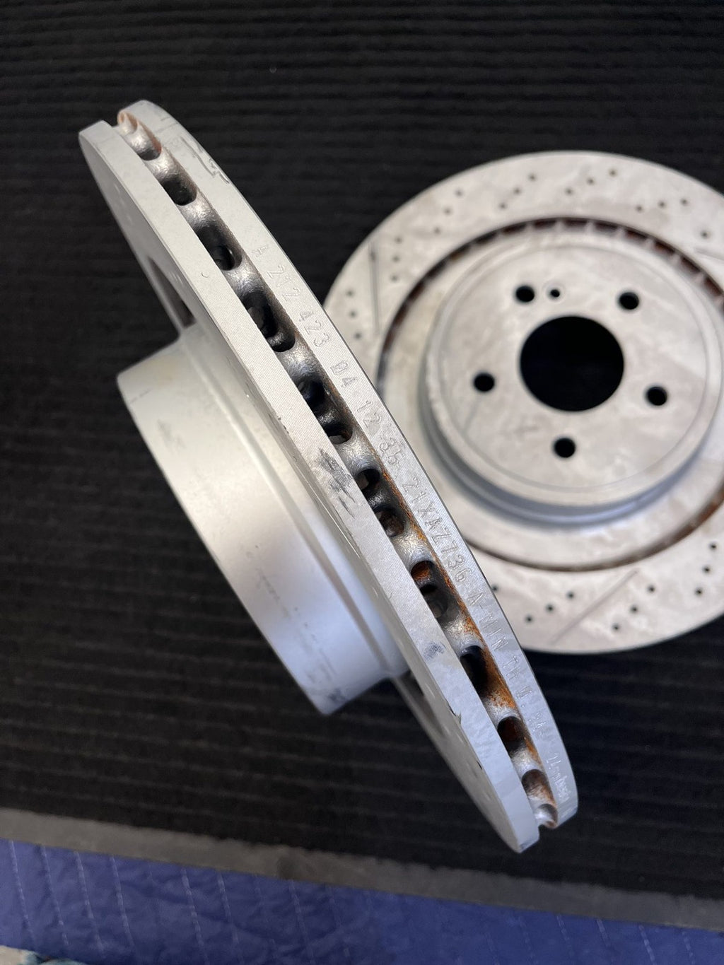 2010-2018 Mercedes-Benz E63 CLS63 AMG Rear Drilled Brake Rotors Pair OEM A2124230412 - eBay image 6
