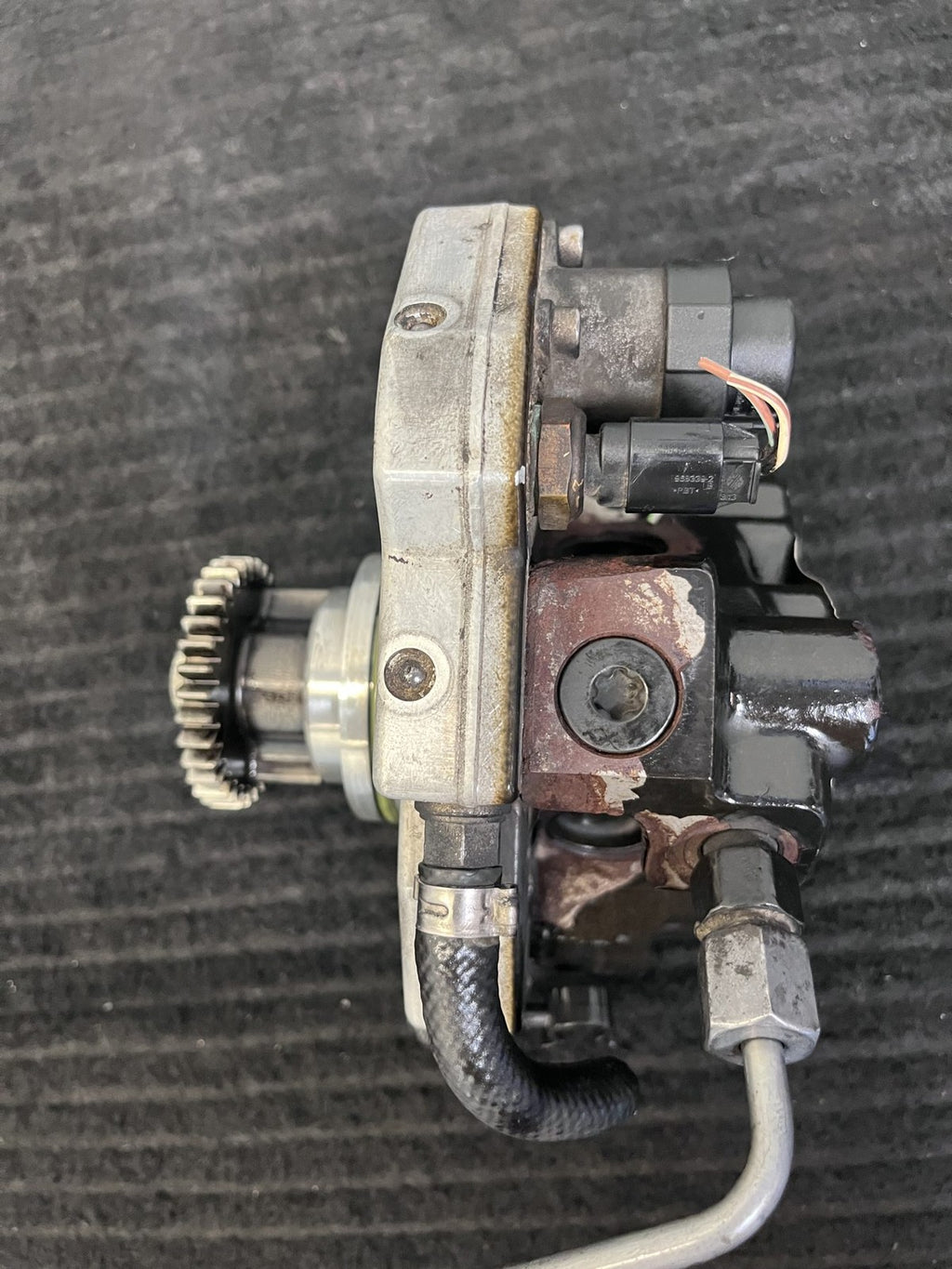 2010-2022 Mercedes-Benz Sprinter OM642 High Pressure Fuel Pump OEM A6420701101 - eBay image 4