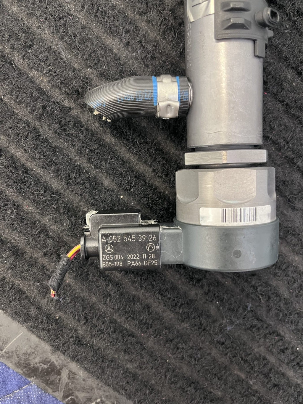 2023-2024 Mercedes-Benz Sprinter OM654 2.0 Diesel Fuel Rail OEM A6540700195 - eBay image 3