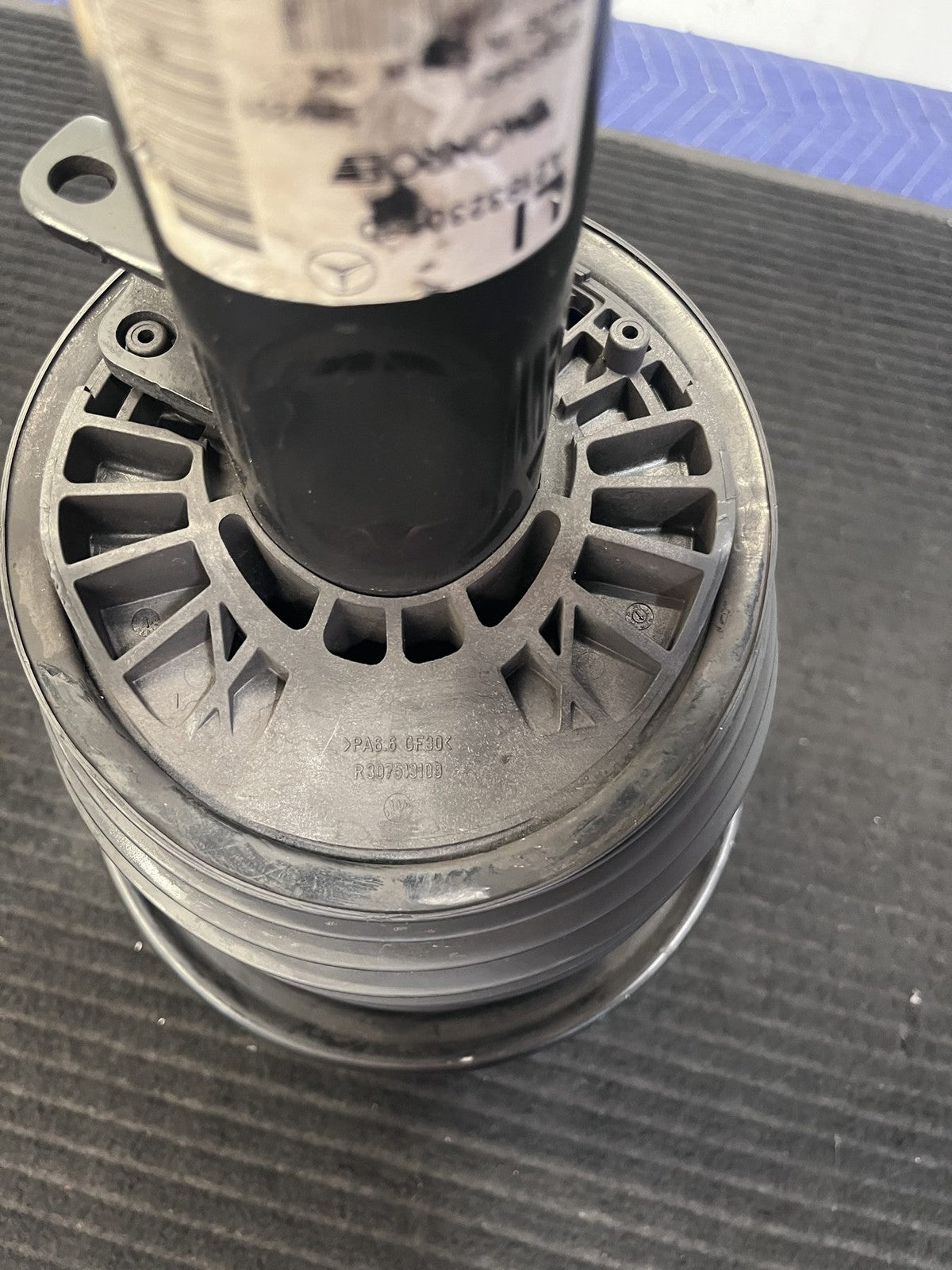 2012-2018 Mercedes-Benz CLS550 C218 Front Left Air Suspension Strut OEM A2183206513 - eBay image 11