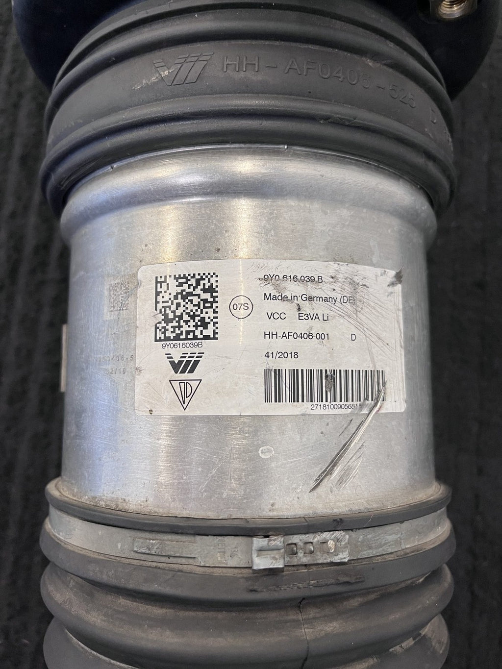 2019-2025 Porsche Cayenne E3 Front Left Air Suspension Strut OEM 9Y0616039B - eBay image 2