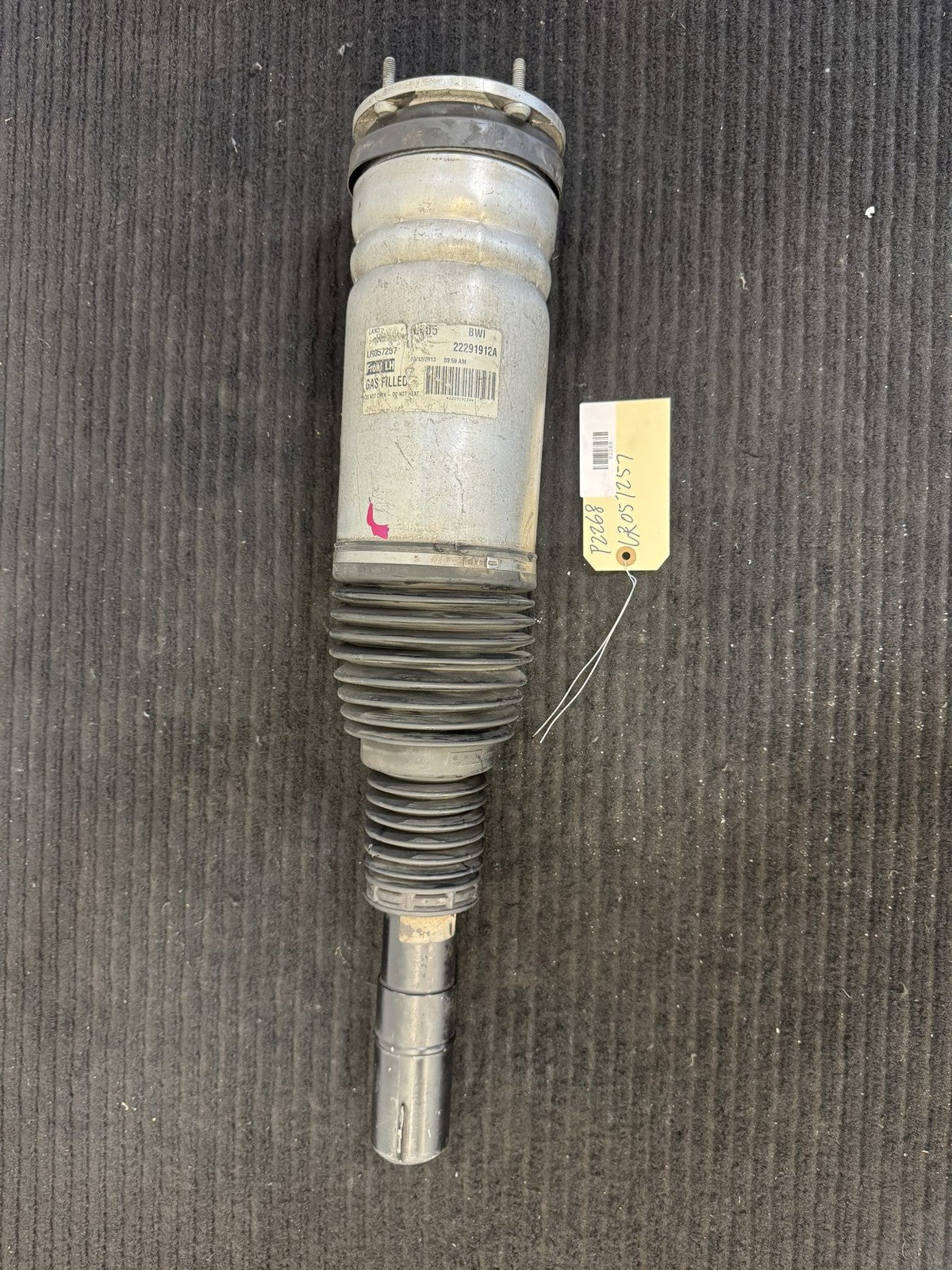 2013-2017 Range Rover L405 5.0 Supercharged Front Left Air Strut OEM LR057257 - eBay image 1