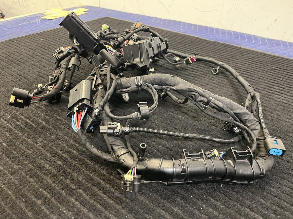 Mercedes-Benz M260 2.0L Engine Wiring Harness Loom Fuse Distribution Box OEM Used - eBay image 14