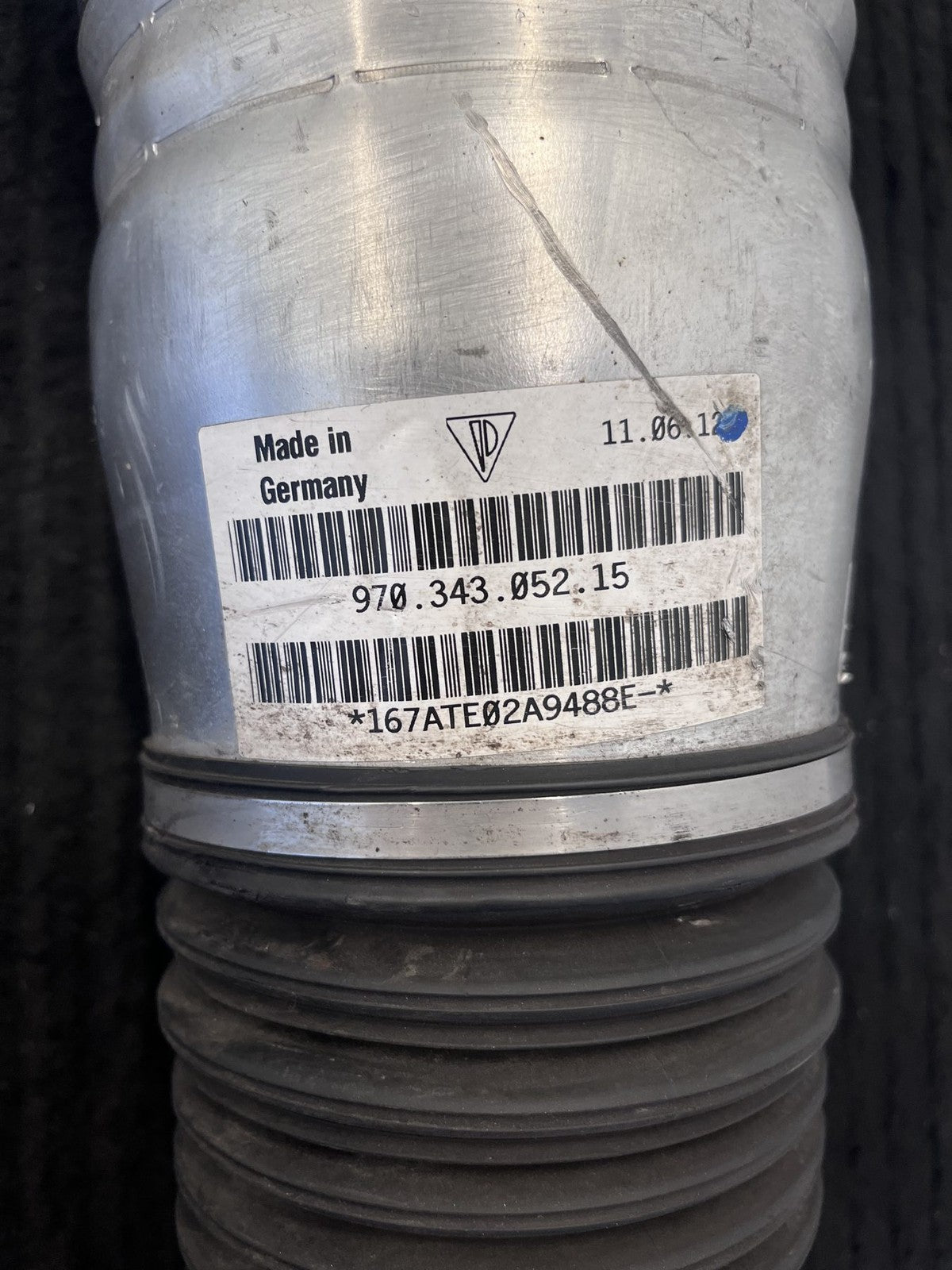 2010-2013 Porsche Panamera 970 Front Right Air Suspension Strut OEM 97034305215 - eBay image 2