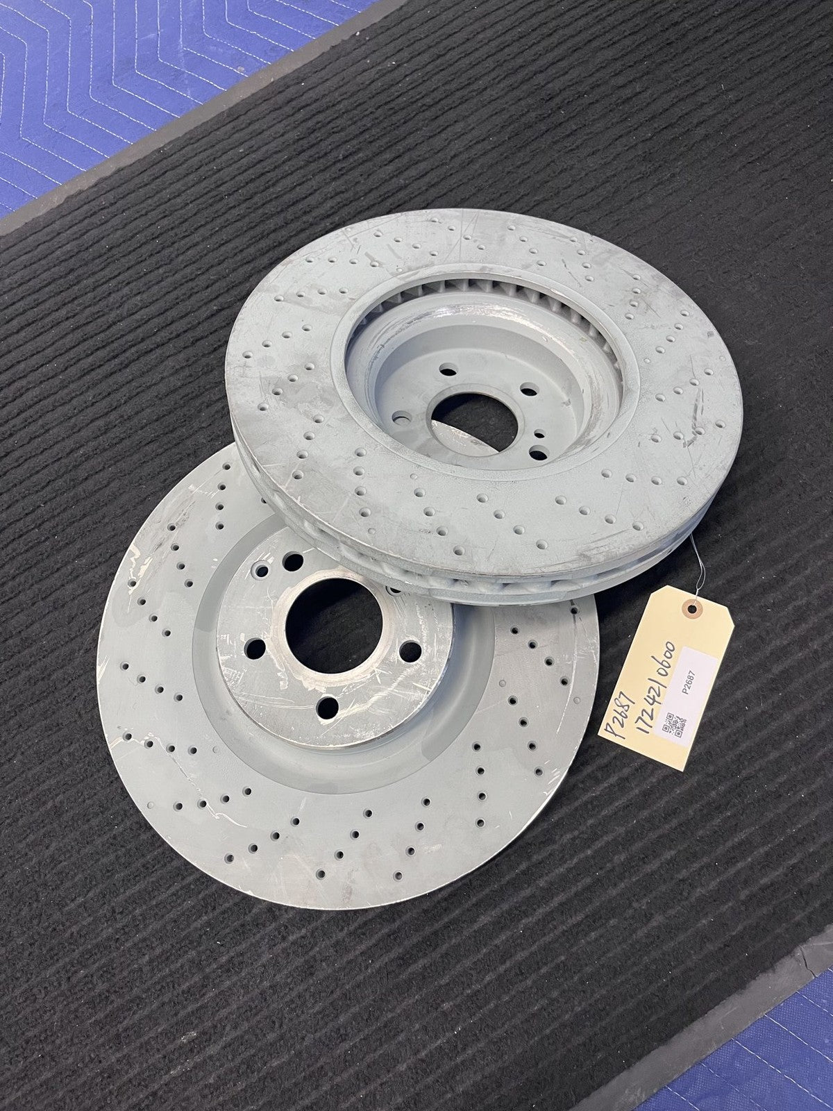 2017-2020 Mercedes-Benz SLC43 AMG Front Drilled Brake Rotors Pair OEM A1724210600 - eBay image 1