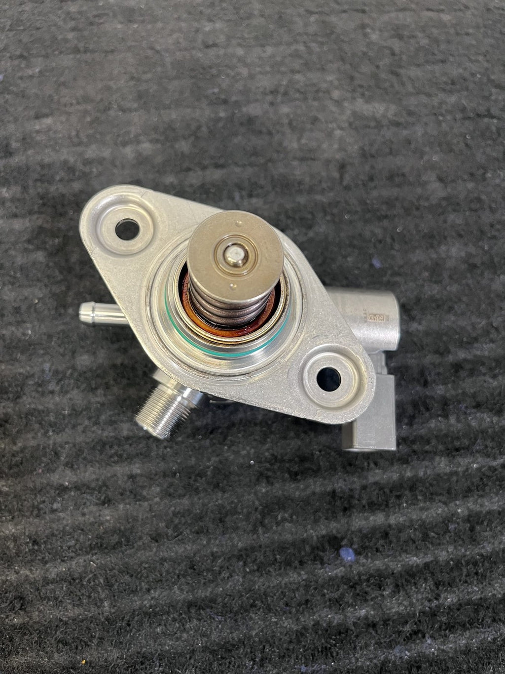 2015-2019 Mercedes-Benz C300 GLC300 E300 High Pressure Fuel Pump OEM A2740700501 - eBay image 6
