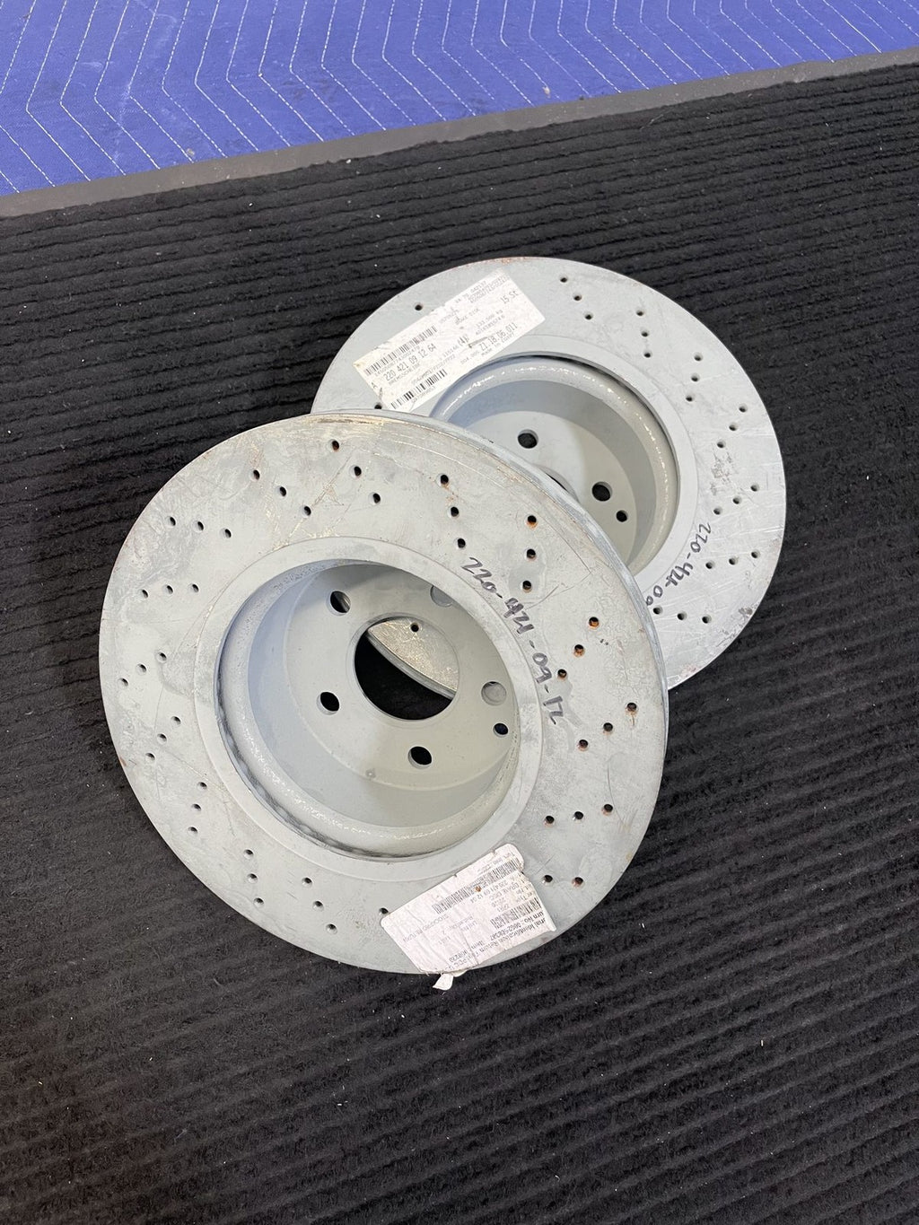 2000-2006 Mercedes-Benz CL500 2003-2006 S430 S500 Front Rotors Pair OEM A220421091264 - eBay image 3