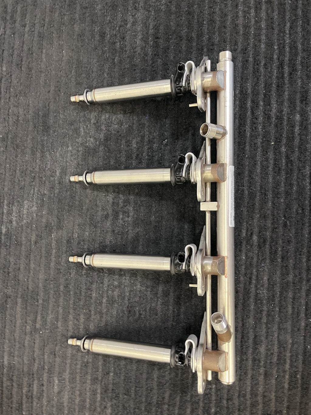2012-2019 Mercedes-Benz S550 CLS550 GLS550 Lh Fuel Rail 4 Injectors OEM A2780703395 - eBay image 10